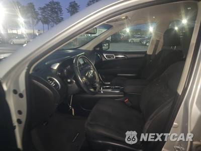 2016 Nissan Pathfinder SV - zdjęcie 7 z 28 - miniatura