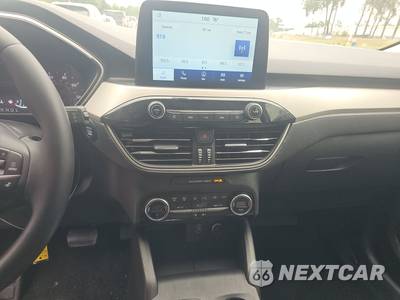 2021 Ford Escape SE - zdjęcie 11 z 20 - miniatura