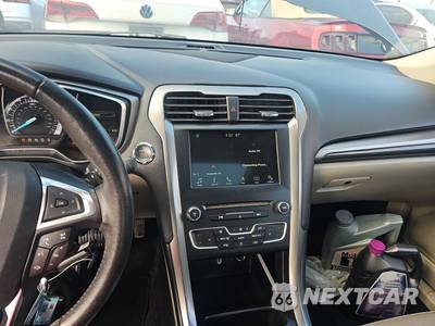 2018 Ford Fusion SE - zdjęcie 11 z 18 - miniatura