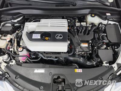 2022 Lexus UX 250h - zdjęcie 15 z 32 - miniatura