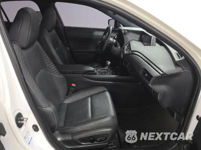 2022 Lexus UX 250h - zdjęcie 8 z 32 - miniatura