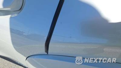 2022 Lexus UX 250h - zdjęcie 29 z 32 - miniatura