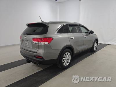 2017 Kia Sorento LX - zdjęcie 4 z 39 - miniatura