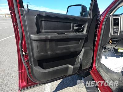 2017 Ram 1500 Express Crew Cab Short Bed - zdjęcie 9 z 60 - miniatura