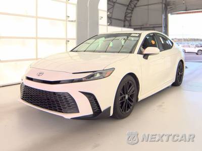 2025 Toyota Camry SE - zdjęcie 1 z 30 - miniatura