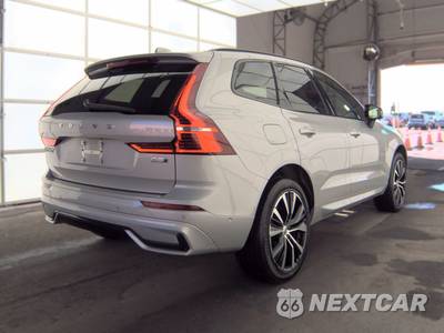 2025 Volvo XC60 B5 Plus - zdjęcie 4 z 29 - miniatura