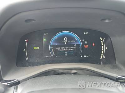2025 Toyota Camry LE - zdjęcie 12 z 40 - miniatura