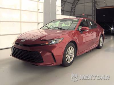 2025 Toyota Camry LE - zdjęcie 1 z 40 - miniatura