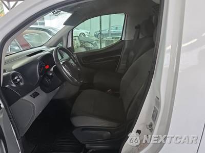 2020 Nissan NV200 Compact Cargo SV 115.2" WB - zdjęcie 13 z 22 - miniatura