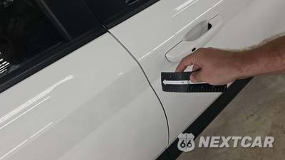 2025 Hyundai Venue SEL - zdjęcie 34 z 36 - miniatura