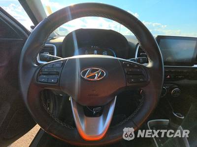 2025 Hyundai Venue SEL - zdjęcie 10 z 29 - miniatura