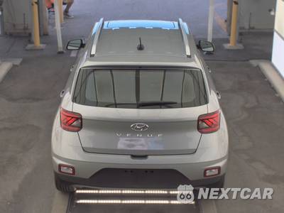 2025 Hyundai Venue SEL - zdjęcie 5 z 29 - miniatura