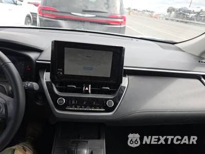 2026 Toyota Corolla Cross LE - zdjęcie 11 z 30 - miniatura