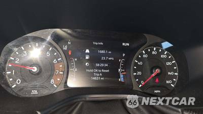 2025 Jeep Compass Trailhawk - zdjęcie 19 z 31 - miniatura