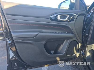 2025 Jeep Compass Trailhawk - zdjęcie 9 z 31 - miniatura