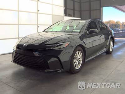 2026 Toyota Camry LE - zdjęcie 1 z 29 - miniatura