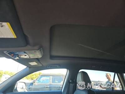 2025 Volkswagen Atlas Cross Sport 2.0T SE w/Technology - zdjęcie 17 z 27 - miniatura
