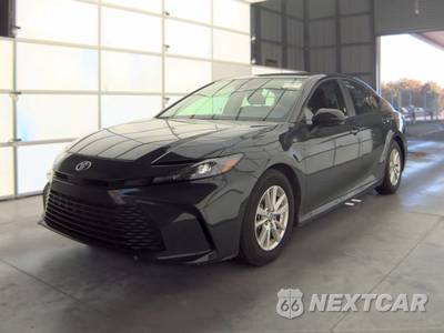 2026 Toyota Camry LE - zdjęcie 1 z 22 - miniatura