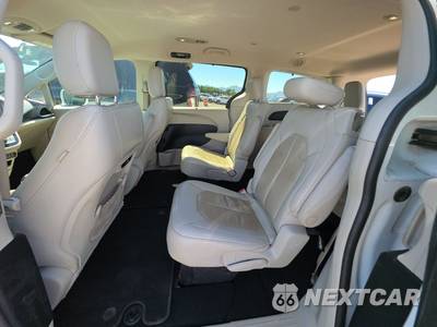 2021 Chrysler Pacifica Touring L 121.6" WB - zdjęcie 13 z 33 - miniatura