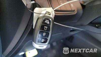 2025 Hyundai Venue SEL - zdjęcie 19 z 30 - miniatura