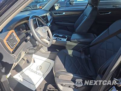 2025 Volkswagen Atlas 2.0T SE w/Technology - zdjęcie 7 z 33 - miniatura