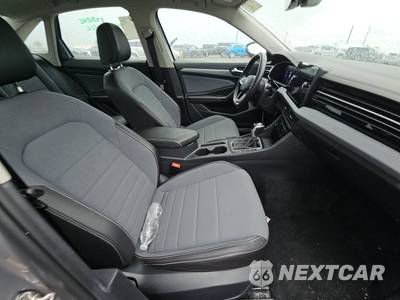 2025 Volkswagen Jetta SE - zdjęcie 8 z 24 - miniatura