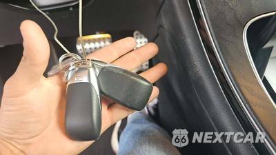 2022 Mercedes-Benz GLC 300 - zdjęcie 19 z 30 - miniatura