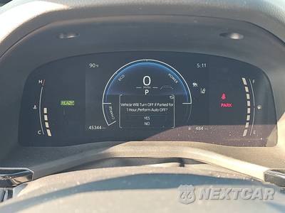 2025 Toyota Camry LE - zdjęcie 12 z 21 - miniatura