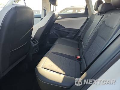 2025 Volkswagen Taos SE - zdjęcie 13 z 27 - miniatura