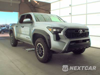 2025 Toyota Tacoma TRD Off-Road Crew Cab Medium Bed - zdjęcie 3 z 30 - miniatura
