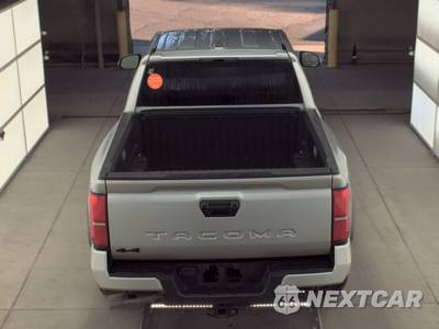 2025 Toyota Tacoma TRD Off-Road Crew Cab Medium Bed - zdjęcie 5 z 30 - miniatura