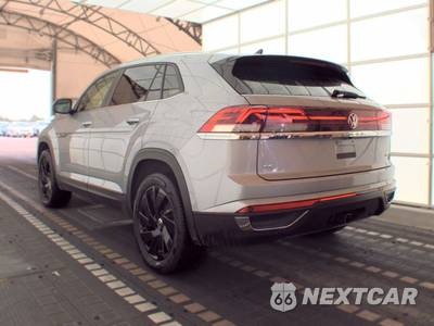 2025 Volkswagen Atlas Cross Sport 2.0T SE w/Technology - zdjęcie 6 z 19 - miniatura