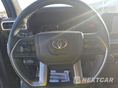 2025 Toyota Tacoma TRD Off-Road Crew Cab Medium Bed - zdjęcie 10 z 25 - miniatura
