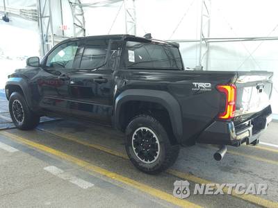 2025 Toyota Tacoma TRD Off-Road Crew Cab Medium Bed - zdjęcie 6 z 25 - miniatura