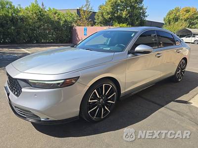 2024 Honda Accord Hybrid Touring - zdjęcie 1 z 27 - miniatura