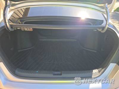 2024 Honda Accord Hybrid Touring - zdjęcie 17 z 27 - miniatura
