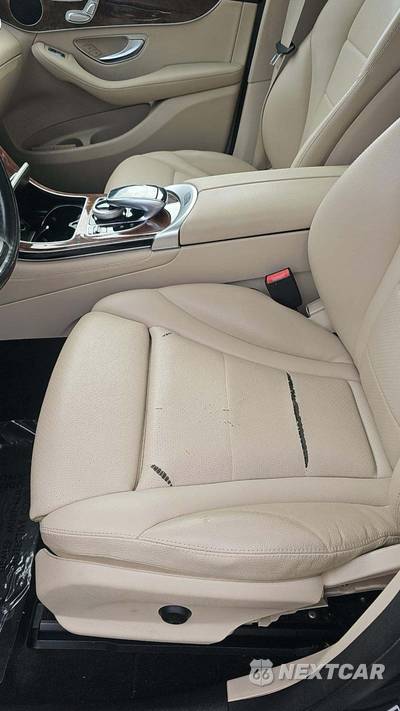 2016 Mercedes-Benz GLC 300 4MATIC - zdjęcie 29 z 34 - miniatura