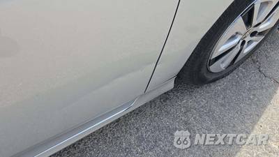 2017 Toyota Prius Prime Premium - zdjęcie 25 z 28 - miniatura
