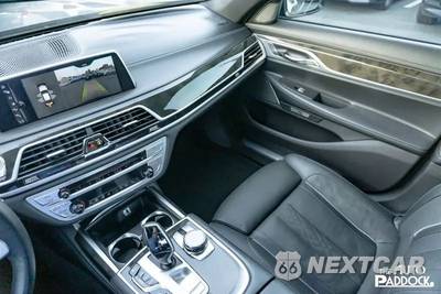 2017 BMW 7 Series Sedan 740i M SPORT LINE - zdjęcie 19 z 26 - miniatura