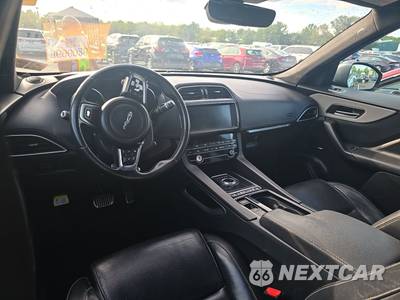 2020 Jaguar F-PACE S - zdjęcie 11 z 45 - miniatura