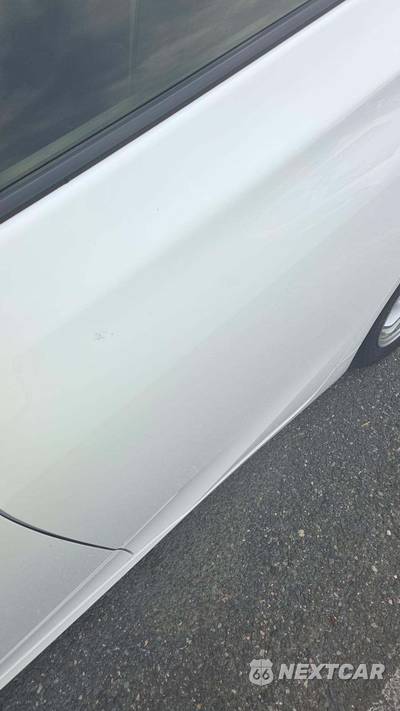 2021 Toyota Prius LE - zdjęcie 21 z 26 - miniatura