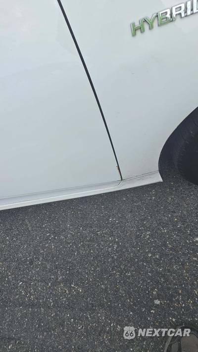 2021 Toyota Prius LE - zdjęcie 24 z 26 - miniatura