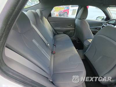 2021 Hyundai Elantra SEL - zdjęcie 14 z 22 - miniatura