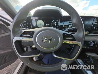 2021 Hyundai Elantra SEL - zdjęcie 10 z 22 - miniatura