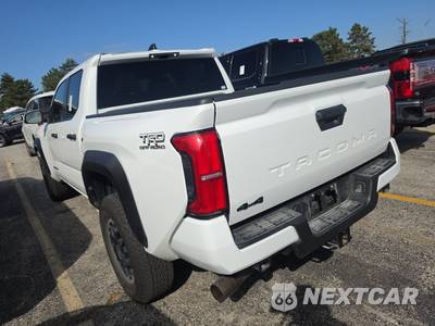 2026 Toyota Tacoma TRD Off-Road Crew Cab Medium Bed - zdjęcie 6 z 19 - miniatura