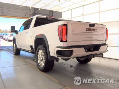 2022 GMC Sierra 2500 Denali HD Crew Cab Medium Bed - zdjęcie 6 z 21 - miniatura