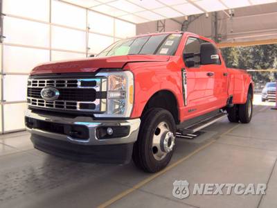2023 Ford Super Duty F-350 XLT Crew Cab Long Bed DRW