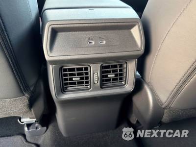 2026 Toyota RAV4 Plug-In Hybrid GR Sport - zdjęcie 23 z 35 - miniatura