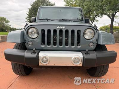 2015 Jeep Wrangler Unlimited Sahara - zdjęcie 4 z 90 - miniatura