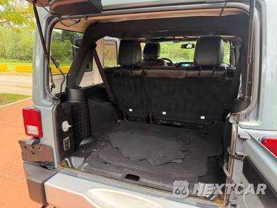 2015 Jeep Wrangler Unlimited Sahara - zdjęcie 49 z 90 - miniatura